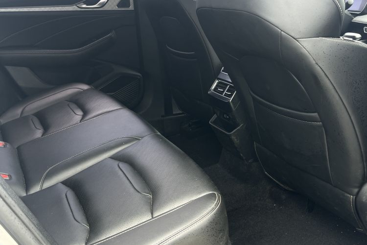 Used Geely Auto Preface 2021 2.0TD Luxury Version Interior 4