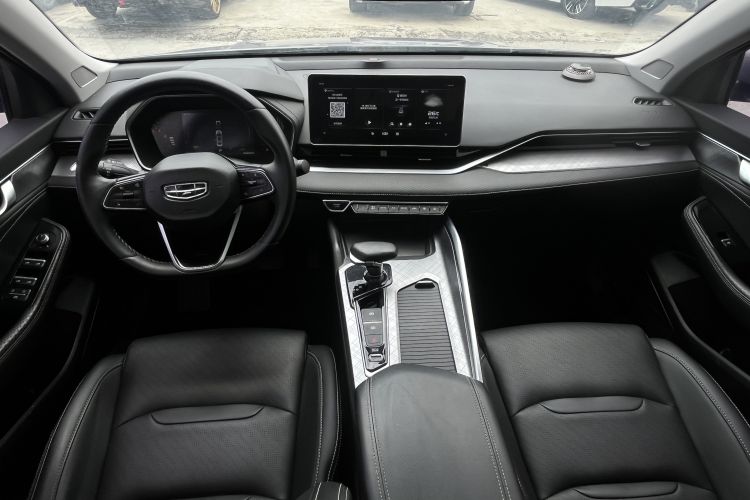 Used Geely Auto Preface 2021 2.0TD Luxury Version Interior 5