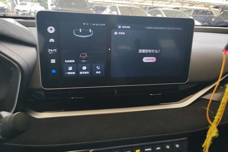 Used Geely Auto Preface 2021 2.0TD Space-Time Edition Hao Yue Audio And AC Panel