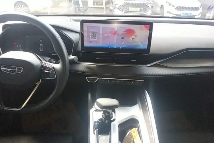 Used Geely Auto Preface 2021 2.0TD Luxury Version Audio And AC Panel