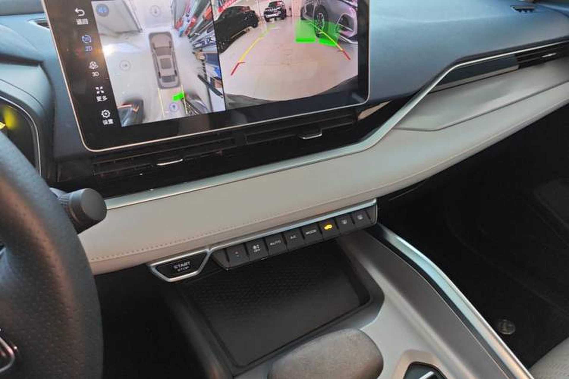 Used Geely Auto Preface 2021 Revised Version 2.0TD Luxury Edition Audio And AC Panel