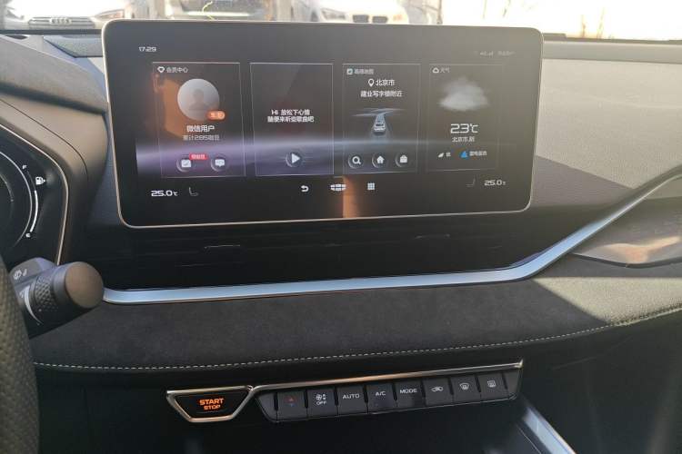 Used Geely Auto Preface 2021 2.0TD Space-Time Edition Starry Celestial Audio And AC Panel