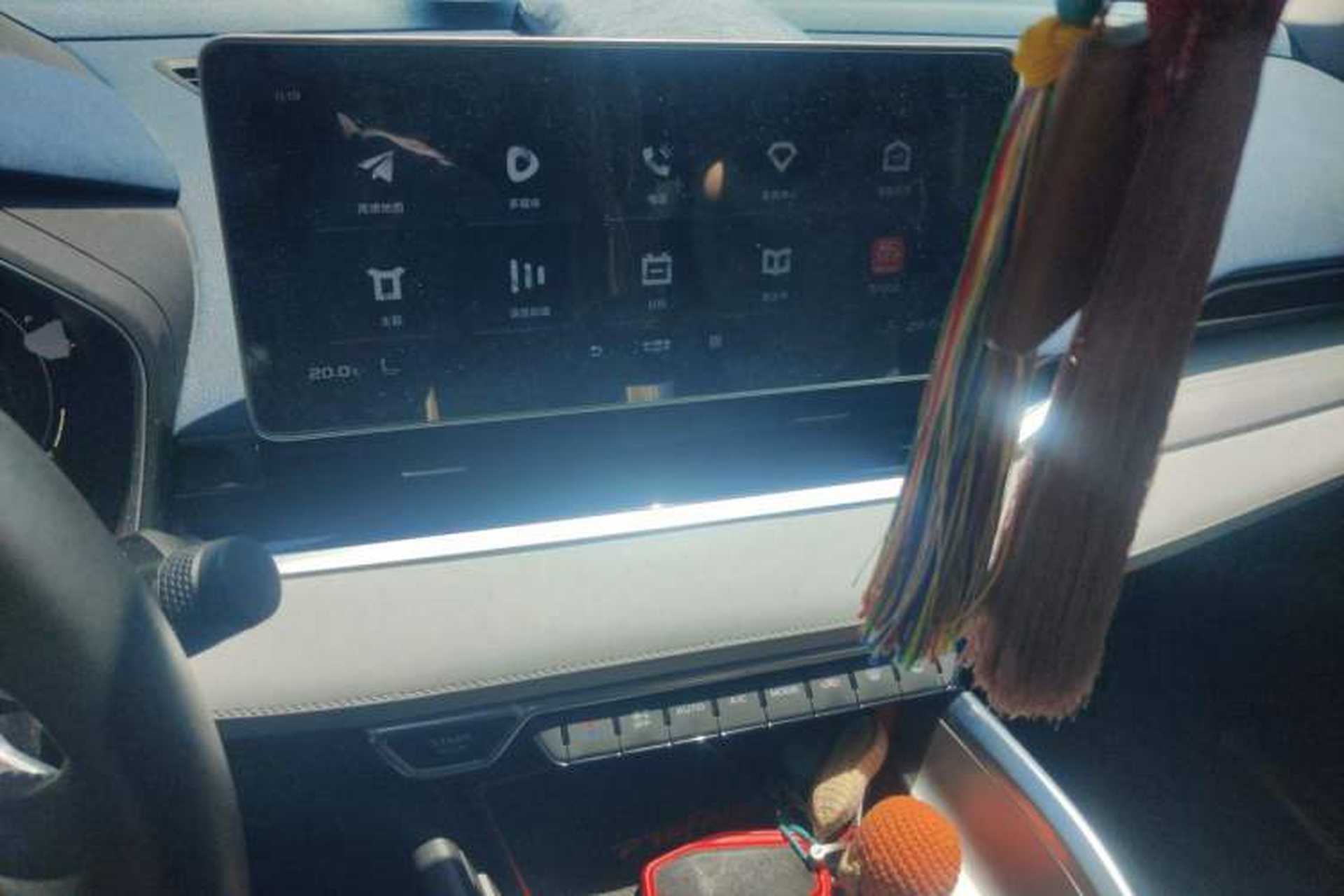 Used Geely Auto Preface 2021 2.0TD Luxury Version Audio And AC Panel