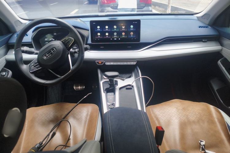 Used Geely Auto Preface 2021 2.0TD Luxury Version Center Console