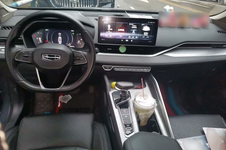 Used Geely Auto Preface 2021 2.0TD Luxury Version Center Console