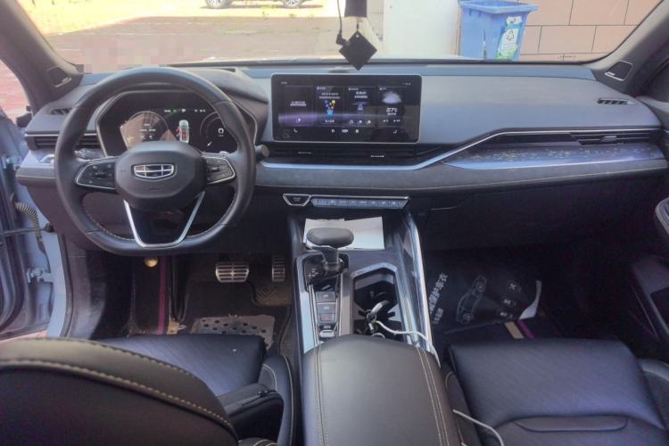 Used Geely Auto Preface 2021 2.0TD Space-Time Edition Starry Celestial Center Console