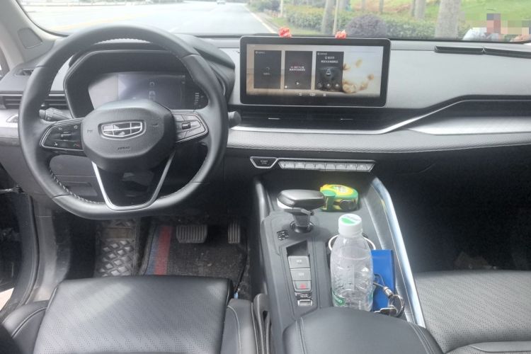 Used Geely Auto Preface 2021 2.0TD Luxury Version Center Console