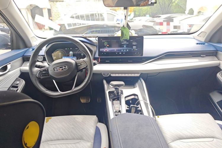 Used Geely Auto Preface 2021 2.0TD Luxury Version Center Console
