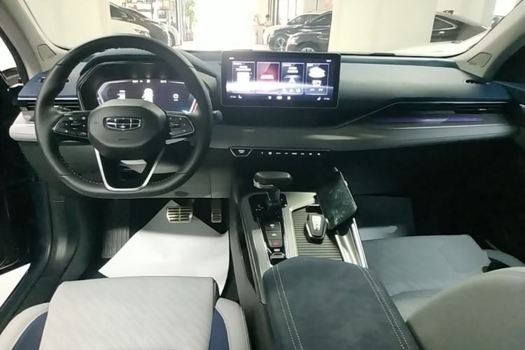 Used Geely Auto Preface 2021 Revised Version 2.0TD Luxury Edition Center Console