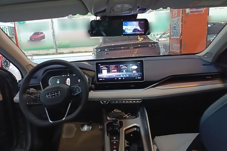 Used Geely Auto Preface 2021 2.0TD Luxury Version Center Console