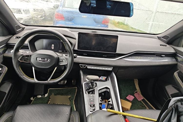 Used Geely Auto Preface 2021 2.0TD Space-Time Edition Hao Yue Center Console