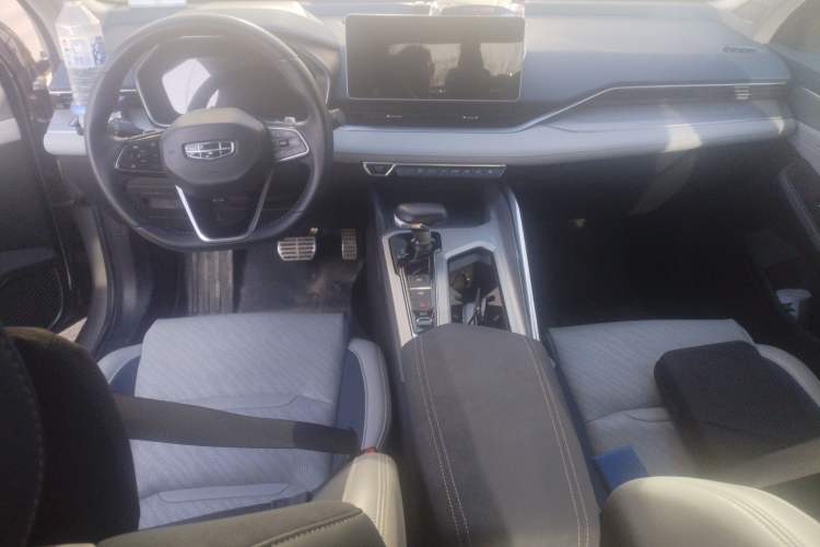 Used Geely Auto Preface 2021 Revised Version 2.0TD Luxury Edition Center Console