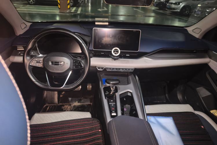 Used Geely Auto Preface 2021 2.0TD Luxury Version Center Console
