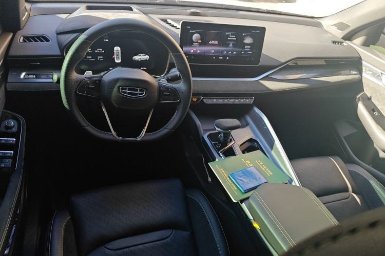 Used Geely Auto Preface 2021 2.0TD Space-Time Edition Starry Celestial Center Console
