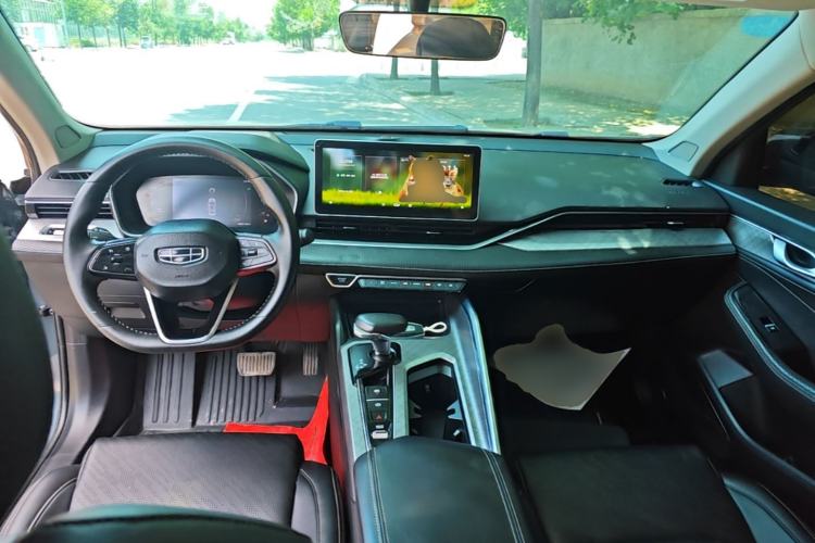 Used Geely Auto Preface 2021 2.0TD Luxury Version Center Console