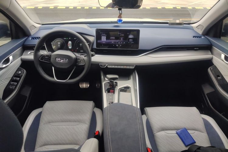Used Geely Auto Preface 2021 Revised Version 2.0TD Luxury Edition Center Console