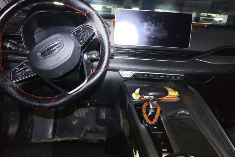 Used Geely Auto Preface 2021 2.0TD Luxury Version Center Console