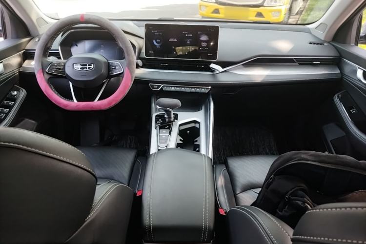 Used Geely Auto Preface 2021 2.0TD Luxury Version Center Console