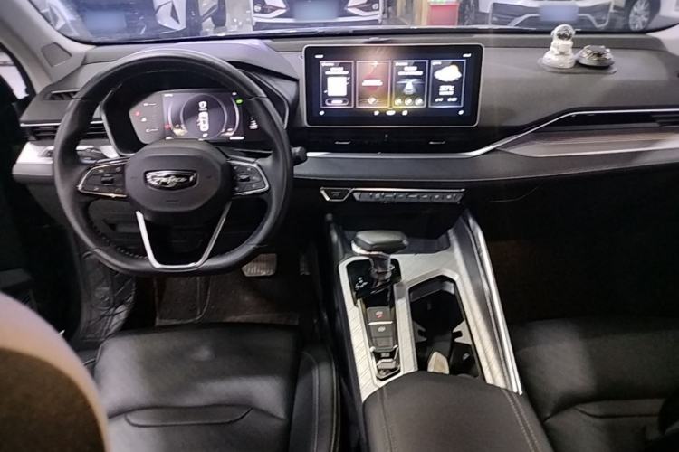 Used Geely Auto Preface 2021 2.0TD Luxury Version Center Console