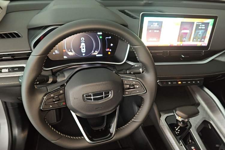 Used Geely Auto Preface 2021 2.0TD Luxury Version Center Console