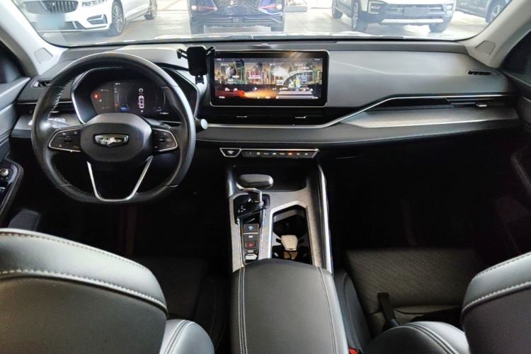 Used Geely Auto Preface 2021 2.0TD Luxury Version Center Console