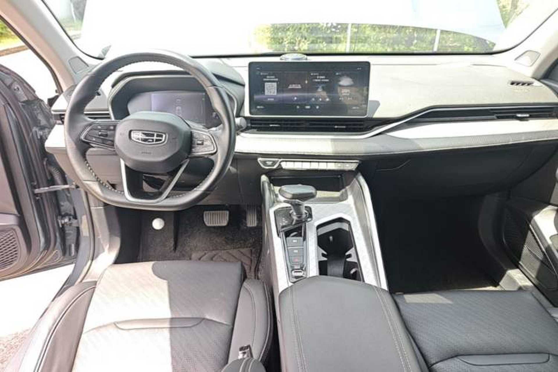 Used Geely Auto Preface 2021 2.0TD Luxury Version Center Console