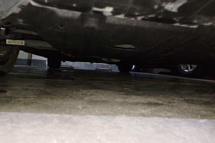 Used Geely Auto Preface 2021 2.0TD Luxury Version Chassis Front Right