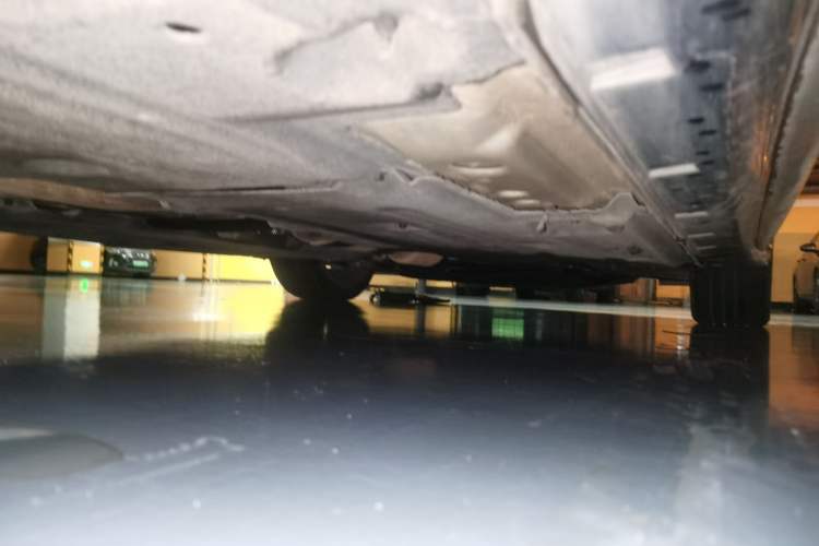 Used Geely Auto Preface 2021 2.0TD Luxury Version Chassis Rear Right