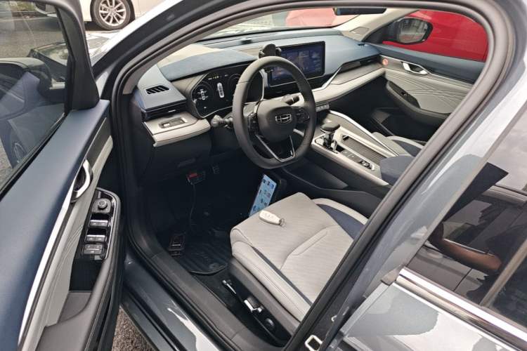 Used Geely Auto Preface 2021 Revised Version 2.0TD Luxury Edition Driver Seat