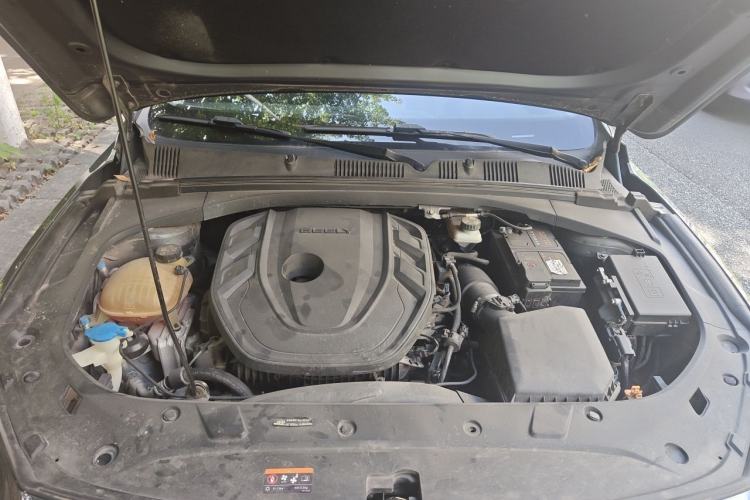 Used Geely Auto Preface 2021 2.0TD Luxury Version Engine Bay