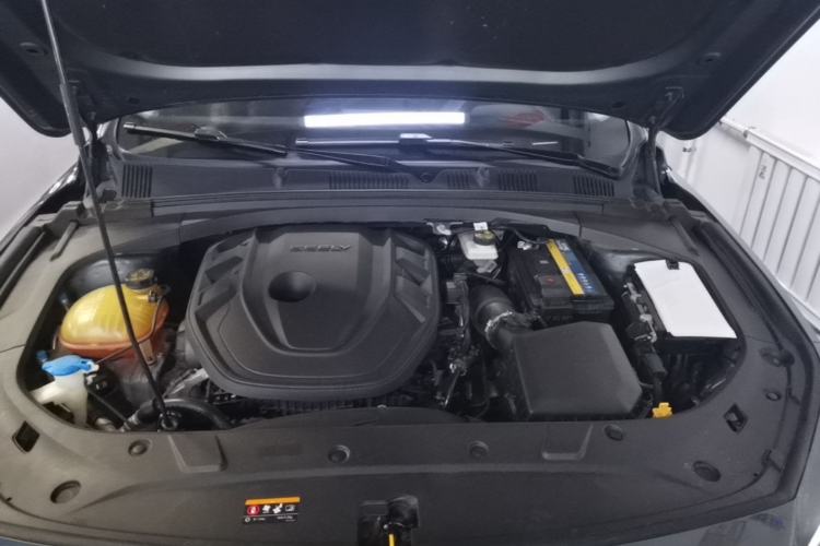 Used Geely Auto Preface 2021 2.0TD Luxury Version Engine Bay
