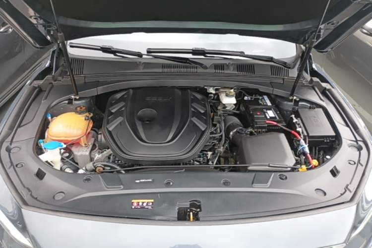Used Geely Auto Preface 2021 Revised Version 2.0TD Luxury Edition Engine Bay