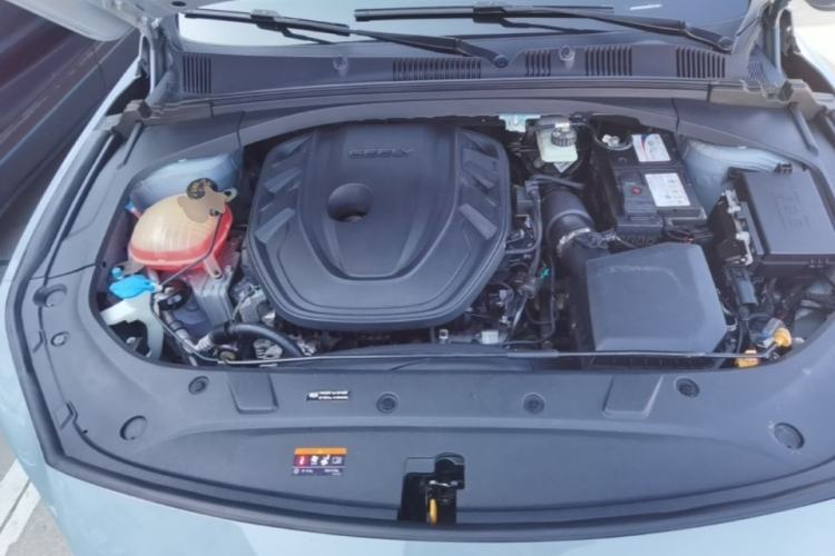 Used Geely Auto Preface 2021 2.0TD Space-Time Edition Hao Yue Engine Bay