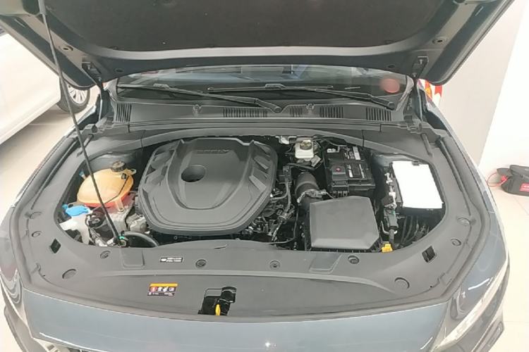 Used Geely Auto Preface 2021 Revised Version 2.0TD Luxury Edition Engine Bay