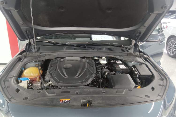 Used Geely Auto Preface 2021 2.0TD Luxury Version Engine Bay