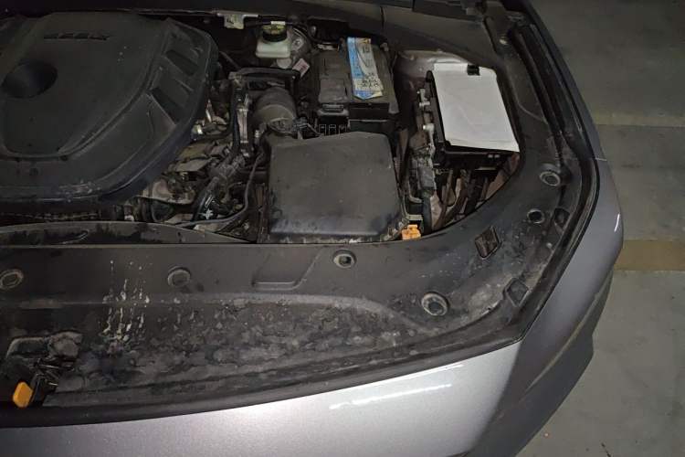 Used Geely Auto Preface 2021 2.0TD Luxury+ Version Engine Bay Left