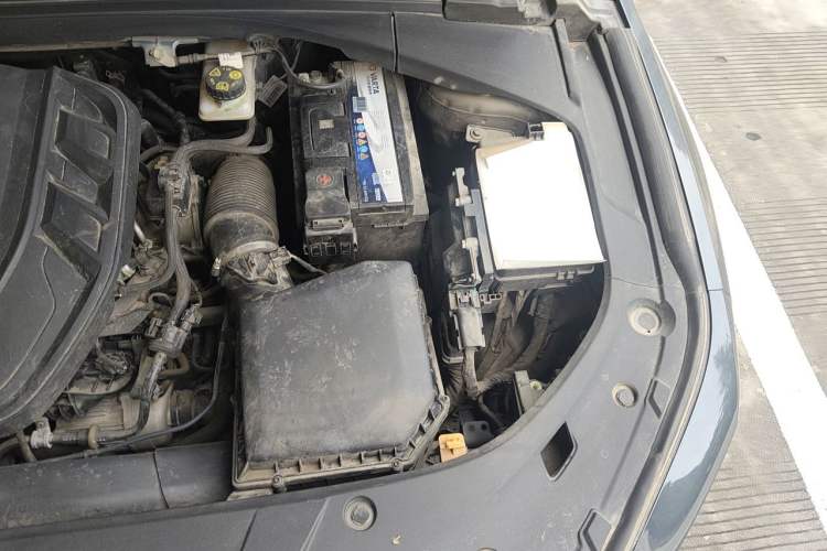 Used Geely Auto Preface 2021 2.0TD Luxury Version Engine Bay Left