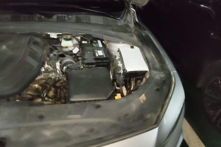 Used Geely Auto Preface 2021 Revised Version 2.0TD Luxury Edition Engine Bay Left