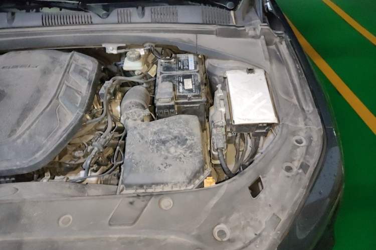 Used Geely Auto Preface 2021 2.0TD Luxury Version Engine Bay Left