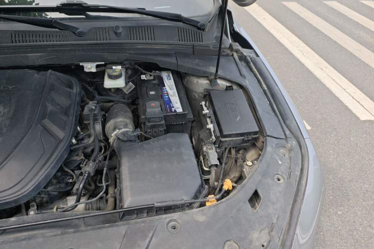 Used Geely Auto Preface 2021 2.0TD Luxury Version Engine Bay Left