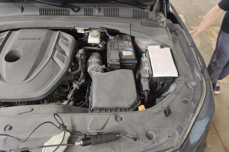 Used Geely Auto Preface 2021 Revised Version 2.0TD Luxury Edition Engine Bay Left