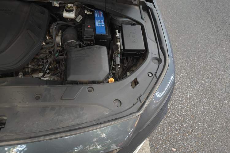 Used Geely Auto Preface 2021 2.0TD Luxury Version Engine Bay Left