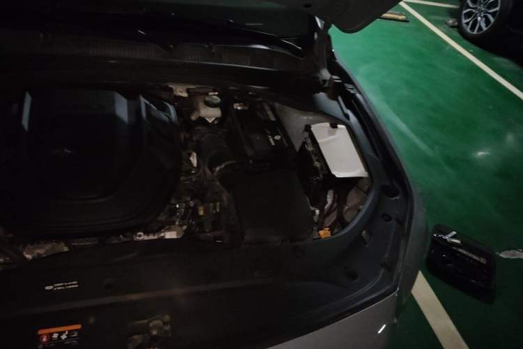Used Geely Auto Preface 2021 2.0TD Luxury Version Engine Bay Left