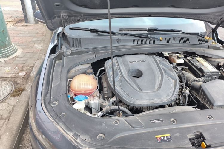 Used Geely Auto Preface 2021 2.0TD Luxury Version Engine Bay Right