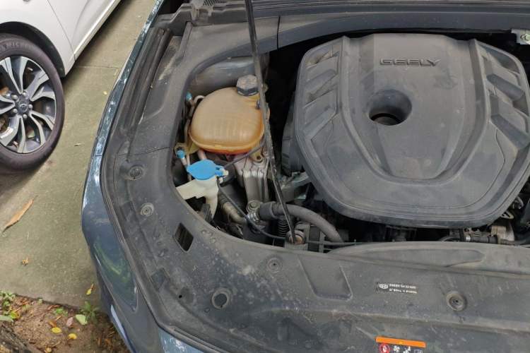 Used Geely Auto Preface 2021 2.0TD Luxury Version Engine Bay Right