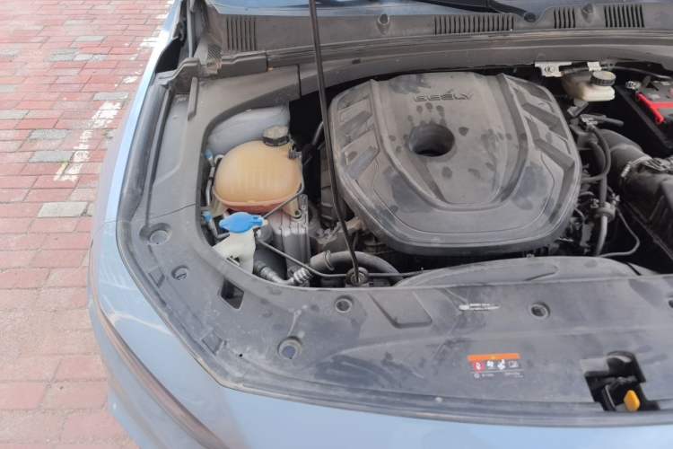 Used Geely Auto Preface 2021 2.0TD Space-Time Edition Starry Celestial Engine Bay Right