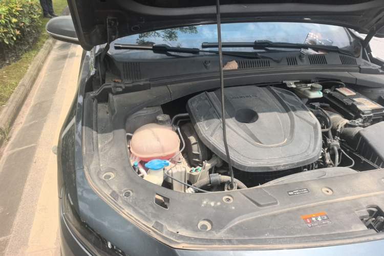 Used Geely Auto Preface 2021 2.0TD Luxury Version Engine Bay Right