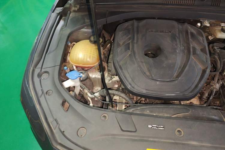 Used Geely Auto Preface 2021 2.0TD Luxury Version Engine Bay Right