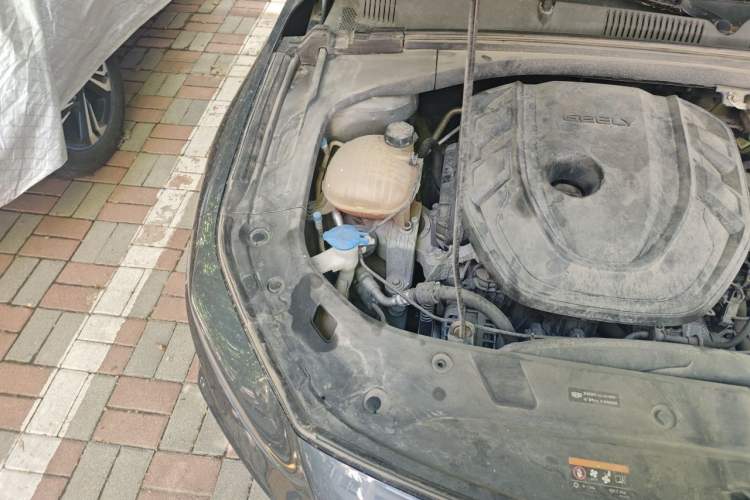 Used Geely Auto Preface 2021 2.0TD Luxury Version Engine Bay Right