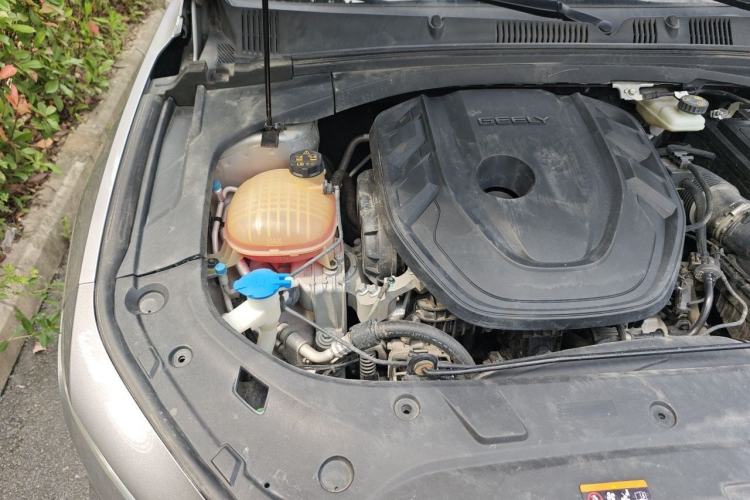 Used Geely Auto Preface 2021 2.0TD Luxury Version Engine Bay Right